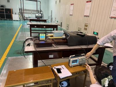 國內(nèi)首款數(shù)字融合型高壓帶電顯示器研制成功，引領(lǐng)電氣設(shè)備智能化新浪潮